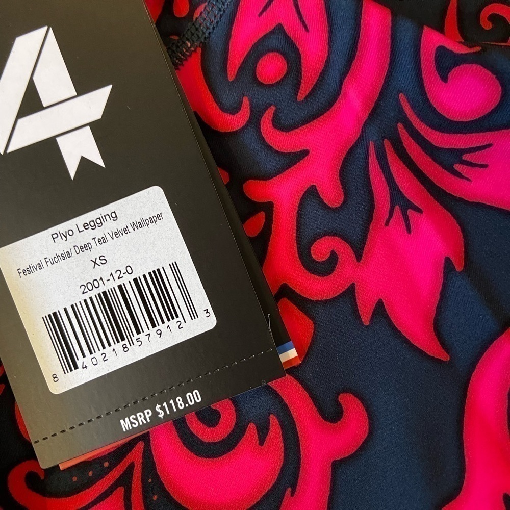 Nwt Fourlaps Sports Bra & Plyo Leggings - Picture 5 of 10